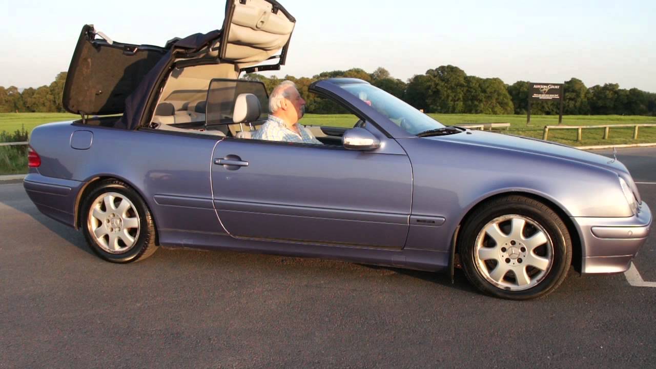 Mercedes soft top working