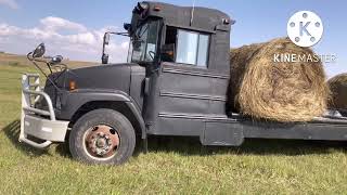 Transforming a School Bus into a Bale Hauler: A Thrifty Farming Innovation