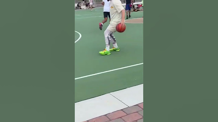 He Was Hooping In $7k Kobe’s At A Outdoor Basketball Court | *CRAZY*