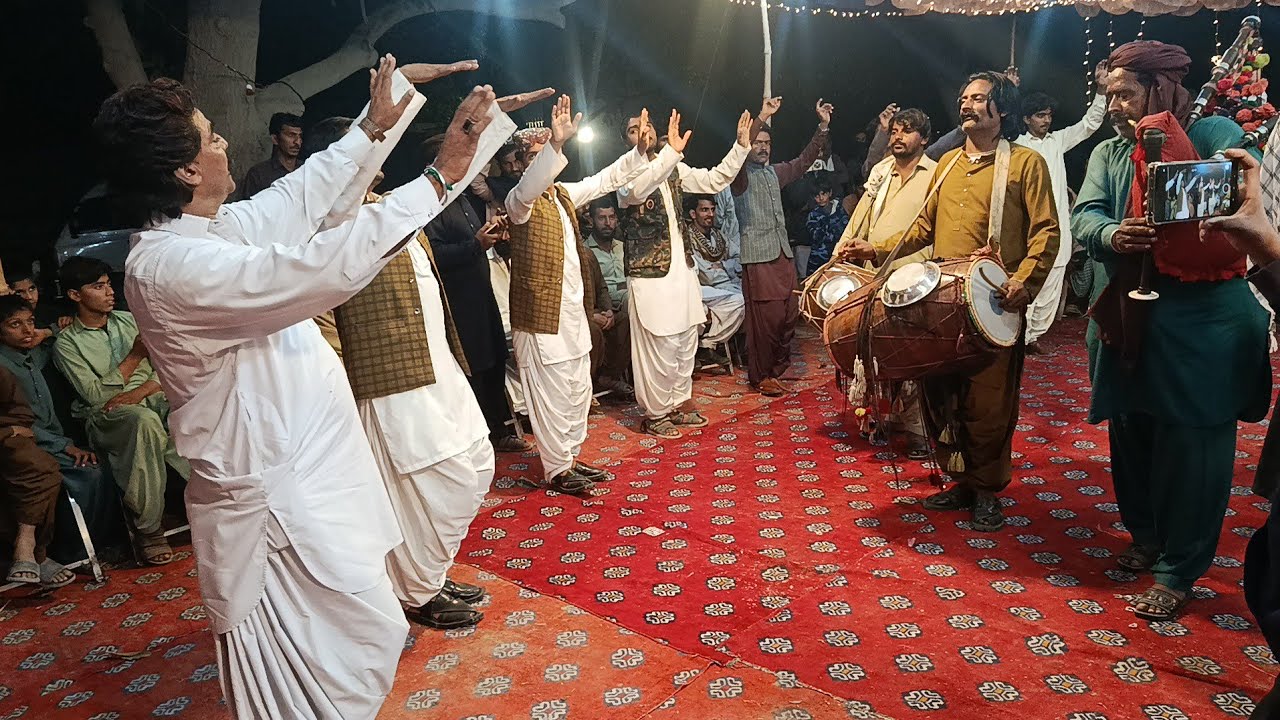 New Saraiki Jhumar Dance Ustad Bago Dhol Mastar Ustad Saleem Abdo Baloch