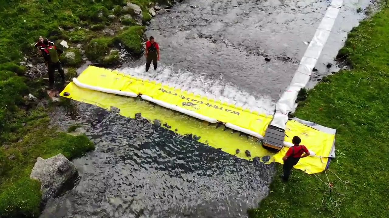 Čiščenje reke v primeru onesnaženja (zaščite Water-Gate) - YouTube