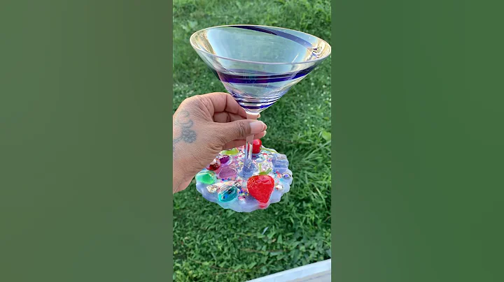 Let's Make Beautiful Epoxy Resin Wine Glasses With Built in Coasters #shorts #resin #wineglass #wine