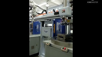 robot machine vertical injection molding machine
