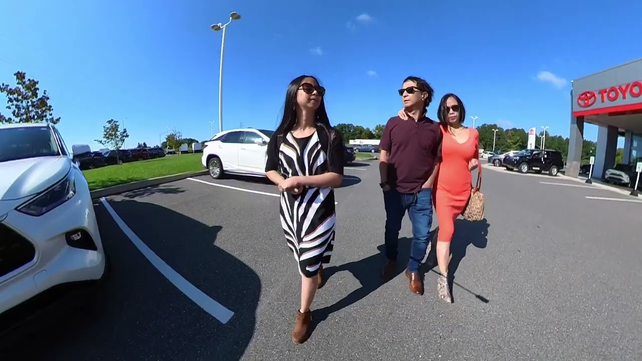 A Morning With My Parents: Hanging Out @ Thrive Shake Place