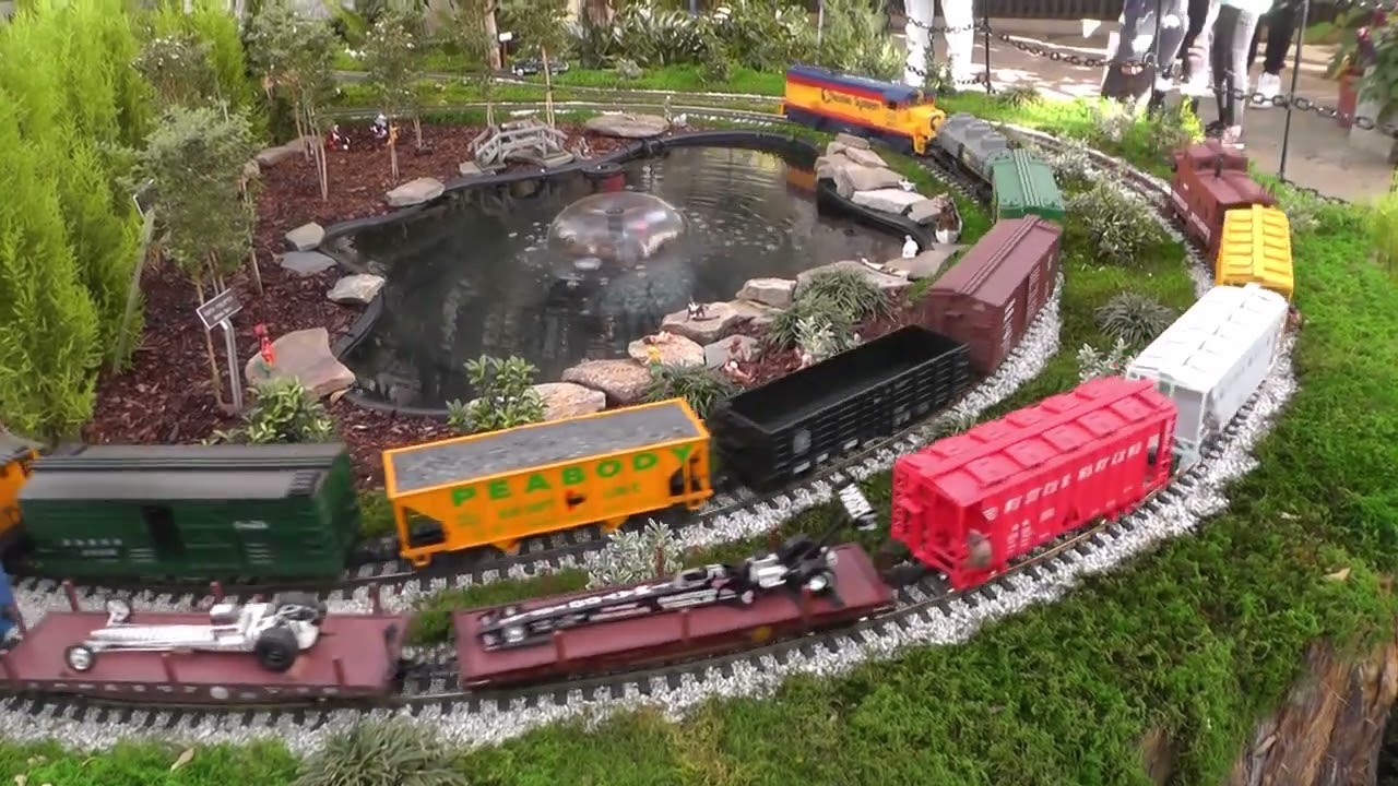 The Western Maryland Railway Visits the WVMGRS Display at Brookside Gardens on 1/1/23