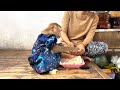 Jaila Attentively Learn How To Peel Grapefruit From Expert Mom