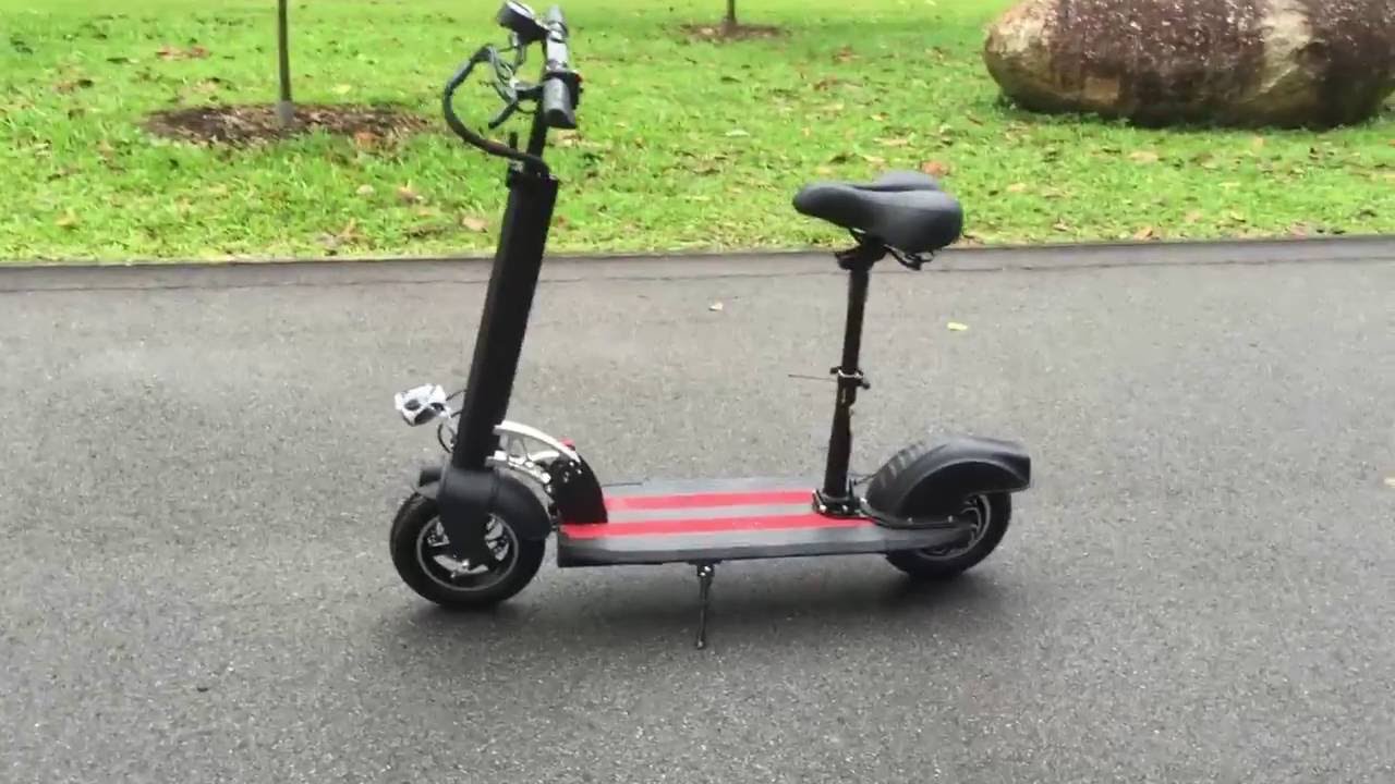 Sig til side cilia Belyse Blade Electric Scooter | Escoot Singapore - YouTube