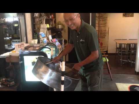 スチールパン 演奏