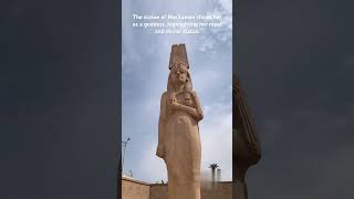 •Monumental statue of meritamun •Brief information available in description