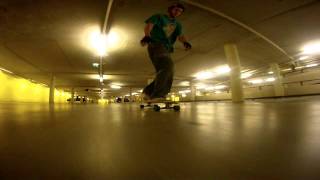 Sickboards teamrider Arto testing his Bastl Bolero - Garage session 20-09-2011