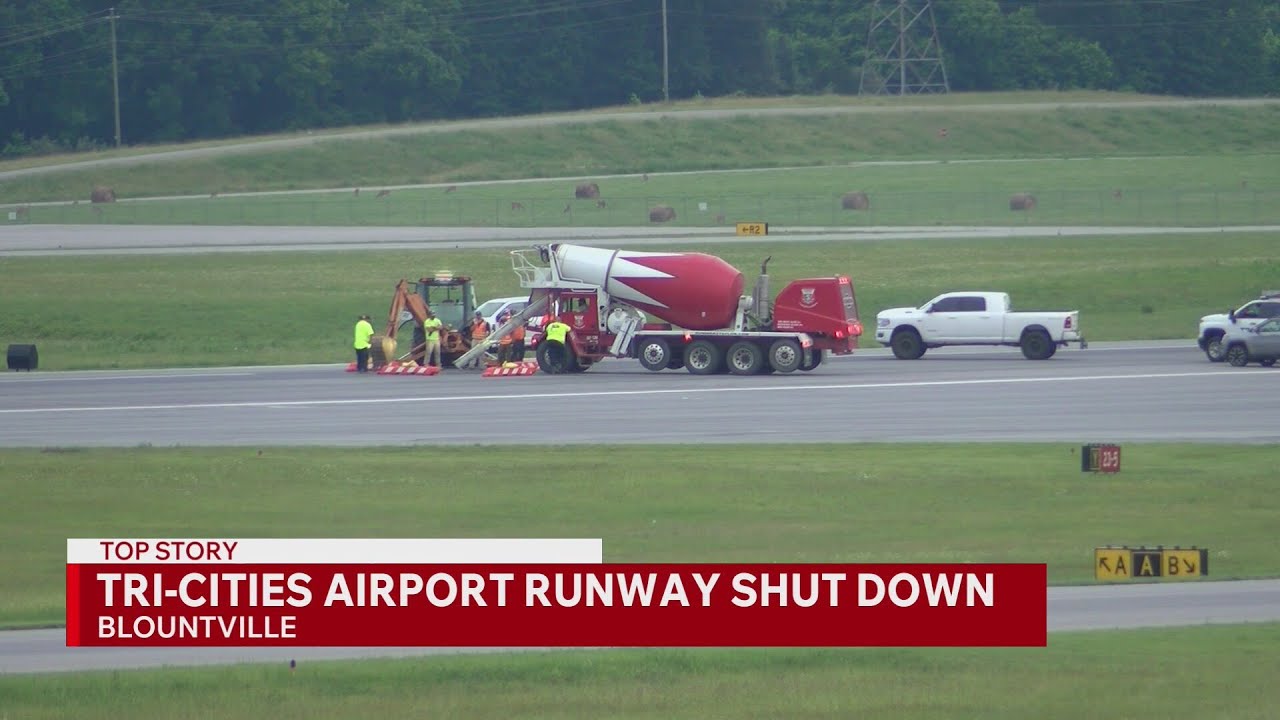 その他 RUNWAY MAY Sinkhole shuts down Tri-Cities Airport's main runway; flights