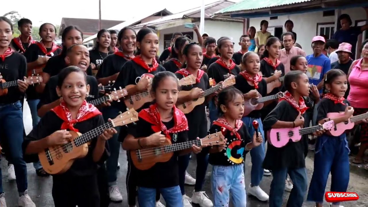 Ukulele Anak Anak Negeri Hulaliu | Sambutan Selamat Datang Penjabat Bupati Maluku Tengah di Hulaliu