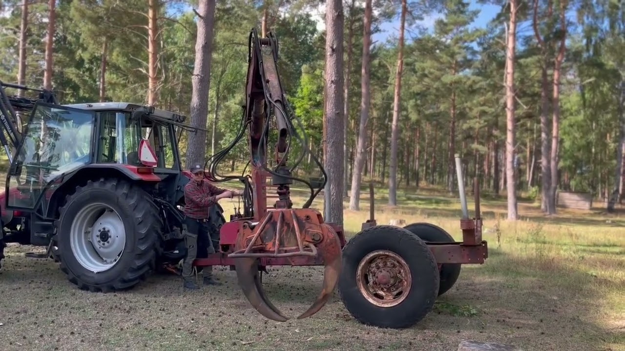 Skogsvagn med Timmergrip Roger Hiab 3601