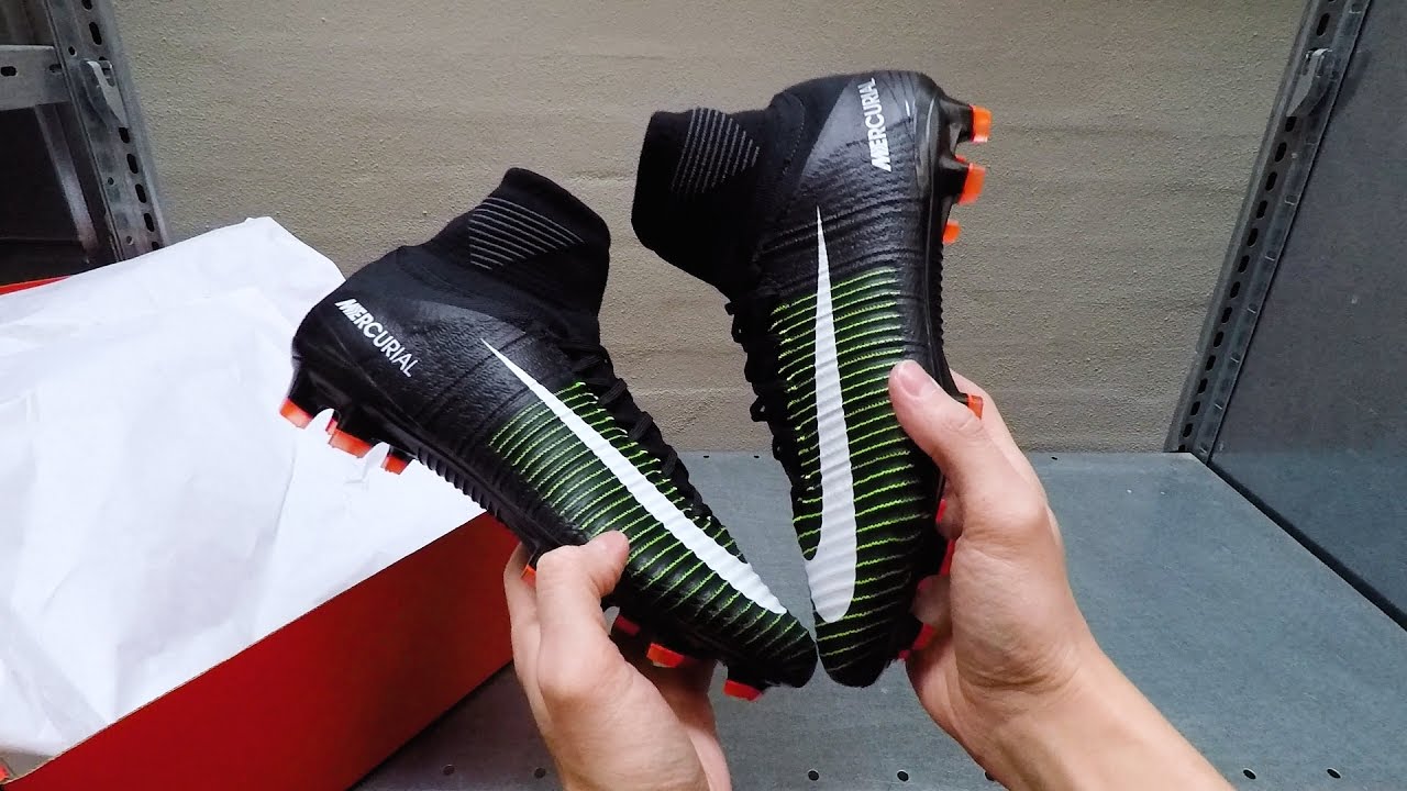 Nike Mercurial Superfly - Dark Lightning - For Cristiano Ronaldo | First Look & POV - YouTube