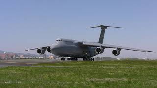 橫田基地 アメリカ空軍輸送機 C-5M SuperGalaxy BackTaxii 60AMW