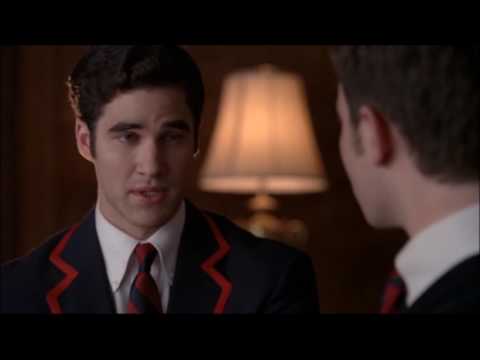 Glee - Kurt and Blaine's first kiss 2x16