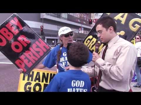 Westboro Baptist Church chased away from Grammys