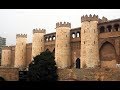 Palacio de la Aljafería Zaragoza (Exterior) · El Auriga del Arte