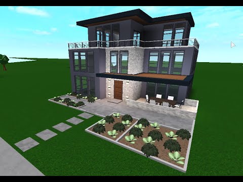 Bloxburg Modern House Exterior (23k) - YouTube