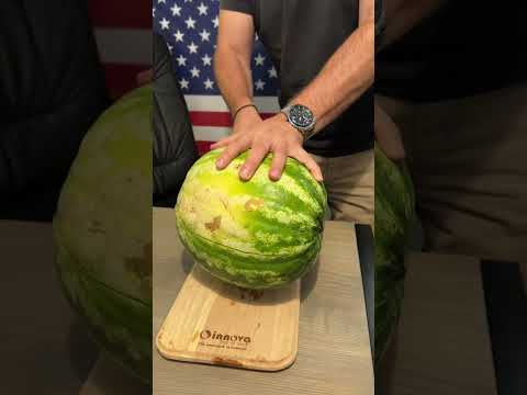 Розрізаємо та смакуємо кавун Кримсон Світ Innova Seeds 🍉🇺🇸👍