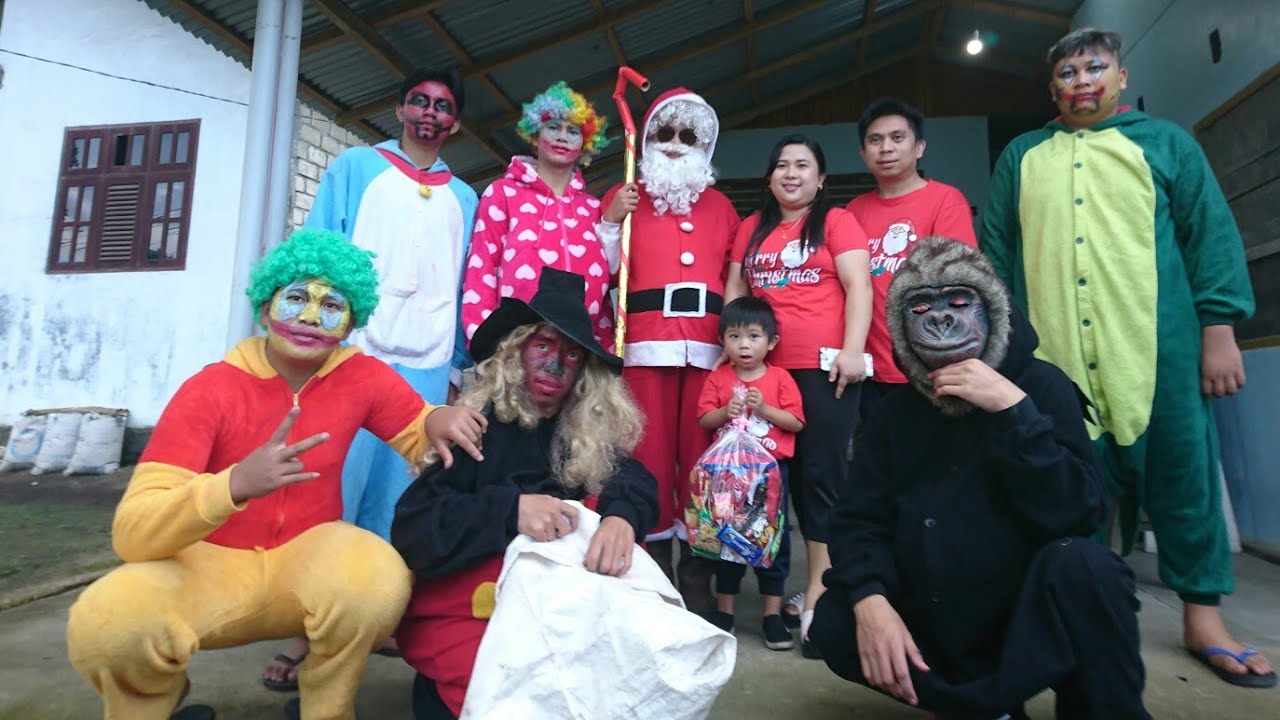 Kunjungan Santa Claus (Sinterklas) Ke Rumah Gian Mencari Anak-Anak Yang Nakal Dan Yang Manis