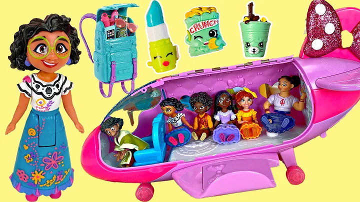 Disney Encanto Mirabel Packs for Vacation in Swimm...