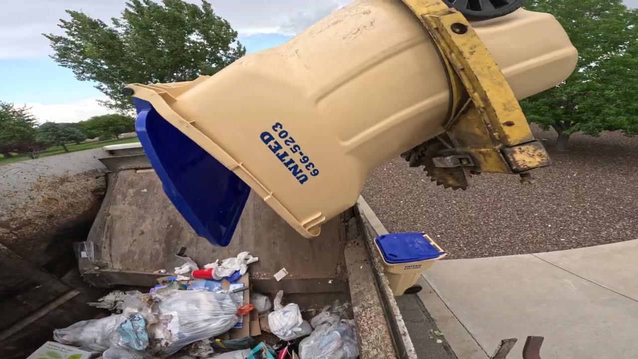 Heil 7000 Garbage Truck Hopper GoPro