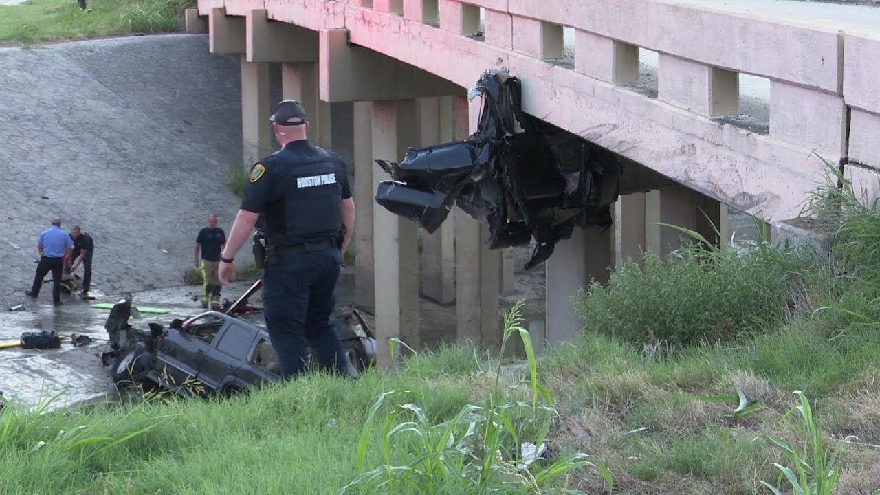 Horrible Fatal Crash, Car Flies Off Bridge Houston YouTube