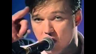 A Girl Like You Edwyn Collins TFI Friday Live Performance
