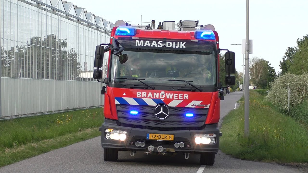 Brandweer Maasdijk De-Lier en Maassluis met spoed naar een Industriebrand in Maasdijk