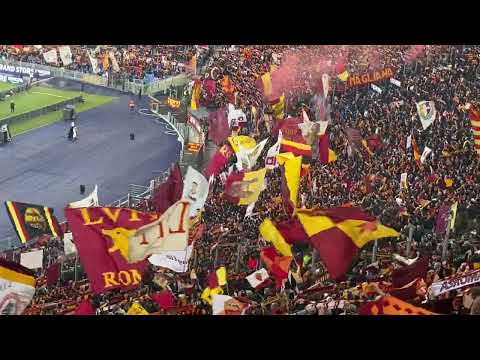 4/1/23 As Roma vs Bologna 1-0 ... si torna a cantare l&#39;inno della Roma ...ed è subito spettacolo !!!