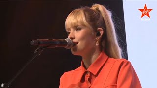 Video voorbeeld van "ANGÈLE - concert Virgin Radio - Elysée-Montmartre 23/04"