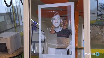 Mirror Me Booth: 