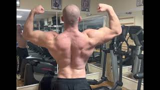 Muscle Flexing In The Gym Muscle Fantasy Ripped Muscles