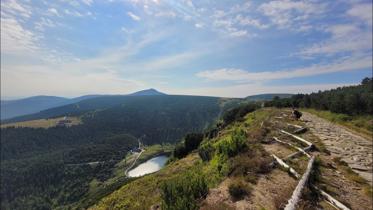 Z KARPACZA DO PRZEŁĘCZY KARKONOSKIEJ, BOUDA BILE LABE, SAMOTNIA/KARKONOSZE sierpień 2025