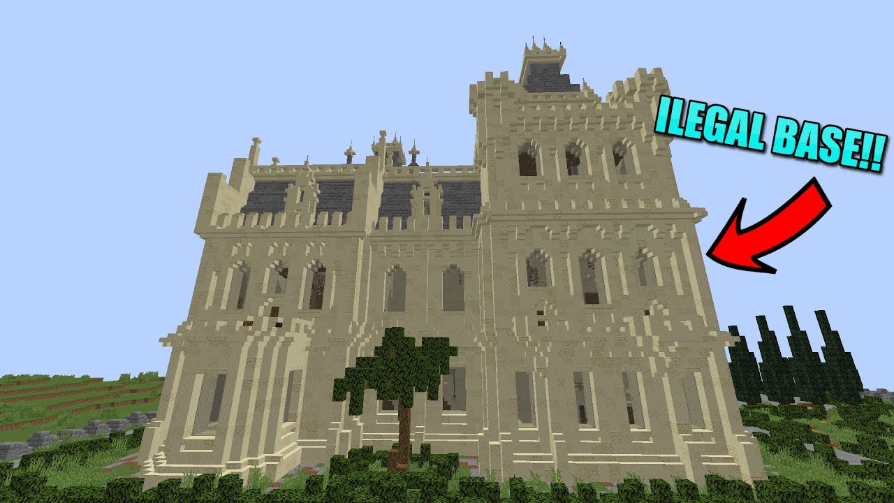 I Made an ILLEGAL Base on This Minecraft SMP - YouTube