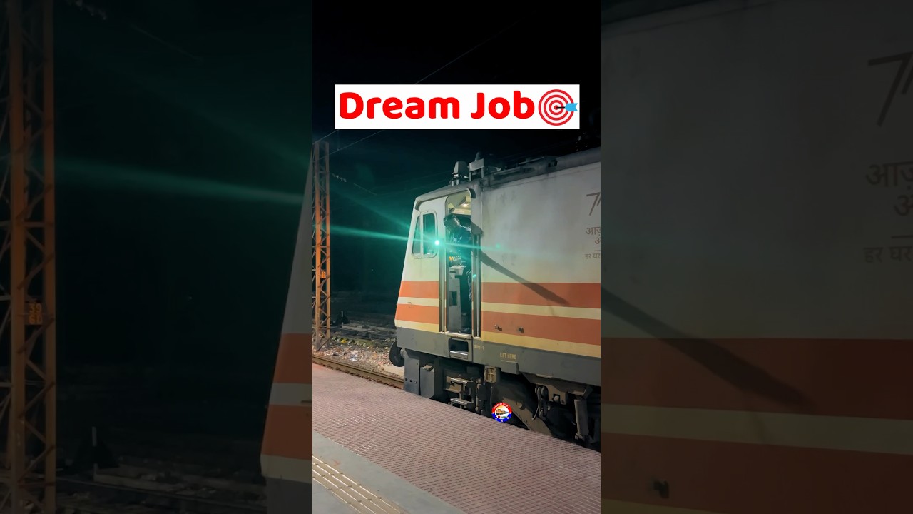 WAP-5 Assistant Locopilot Night Duty Signal Exchange with Train Manager 👮‍♂️🏮 