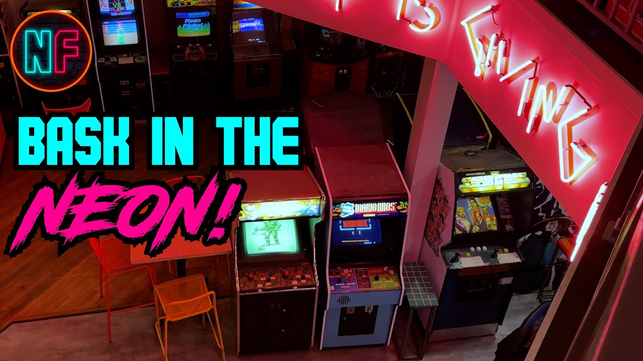 Early 1980s Arcade Ambience - YouTube