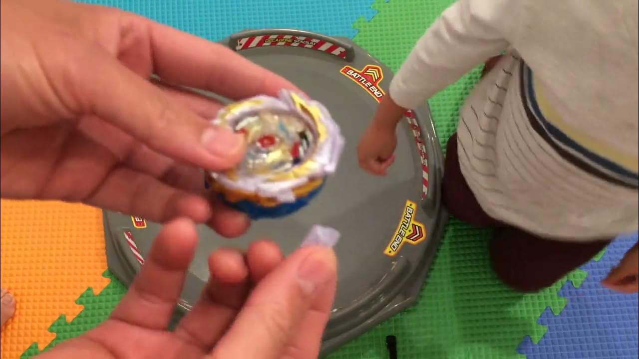 Hyperion BREAKS Dragon! Live Beyblade Battle! YouTube