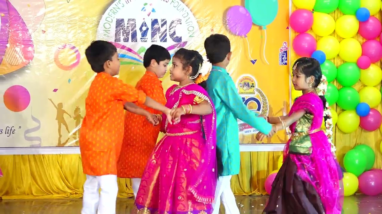 MODERN STELLAR UTSAV 2024-CHILAKALURIPET-LKG RAISERS-BAVAGARI CHUPE SONG DANCE PERFORMANCE