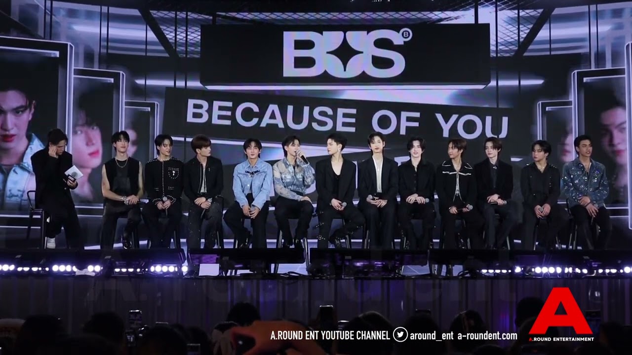 บรรยากาศช่วงพูดคุย ในงาน ‘BUS because of you i shine DEBUT SHOWCASE’