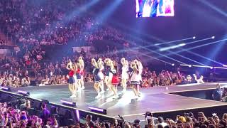 IZ*ONE  PICK ME - Kcon NY 2019 Day 1