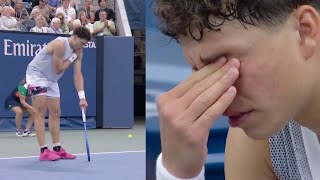 Download Lagu Ben Shelton huilt en verlaat het veld na een opgave, geblesseerd aan een schouderblessure US Open MP3 Download Lagu Ben Shelton huilt en verlaat het veld na een opgave, geblesseerd aan een schouderblessure US Open MP3