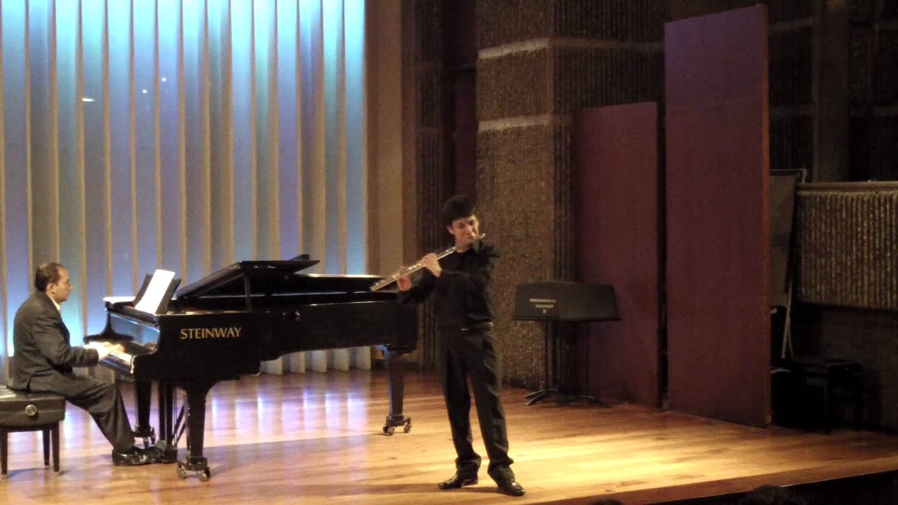 Concertino for flute. C Chaminade op. 107. YouTube