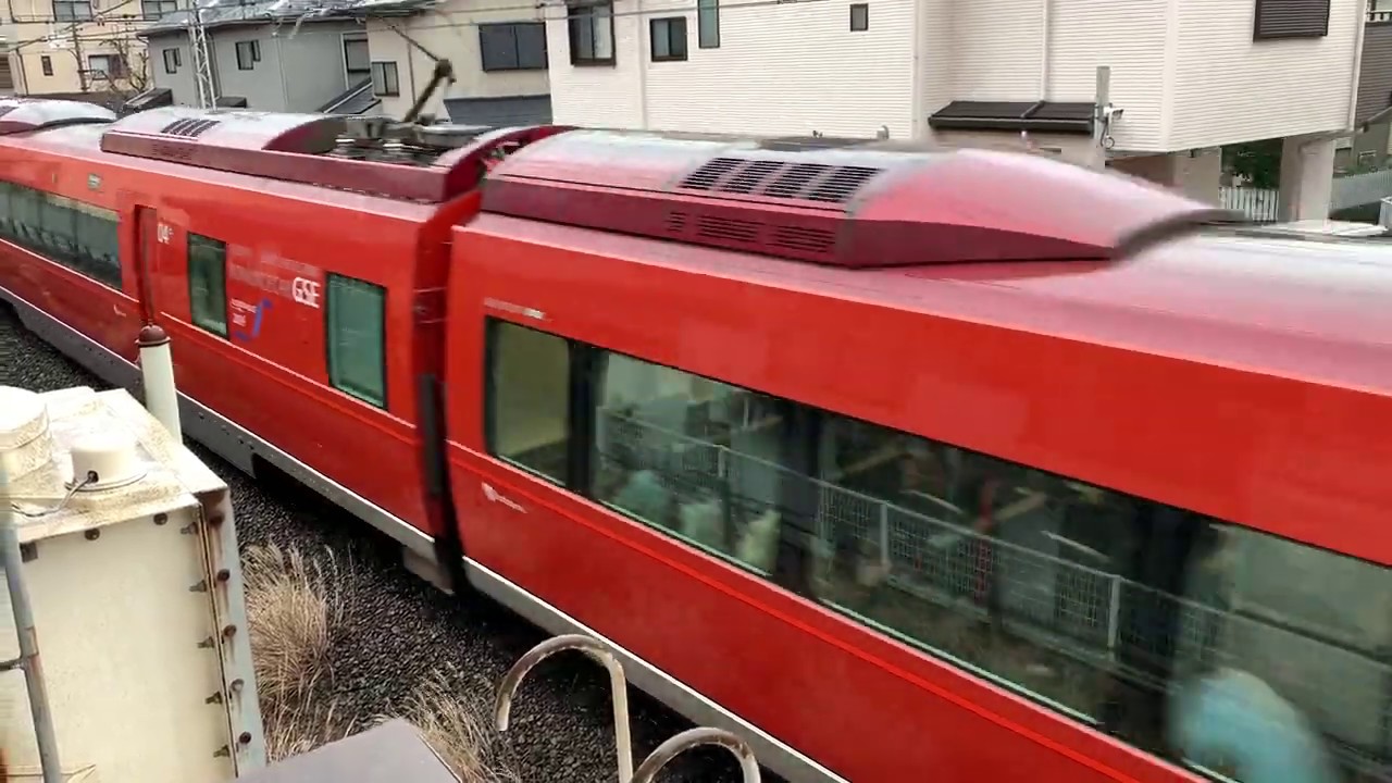 小田急線ロマンスカーgse窓ガラス破損19年12月07日相武台前駅事故 Youtube