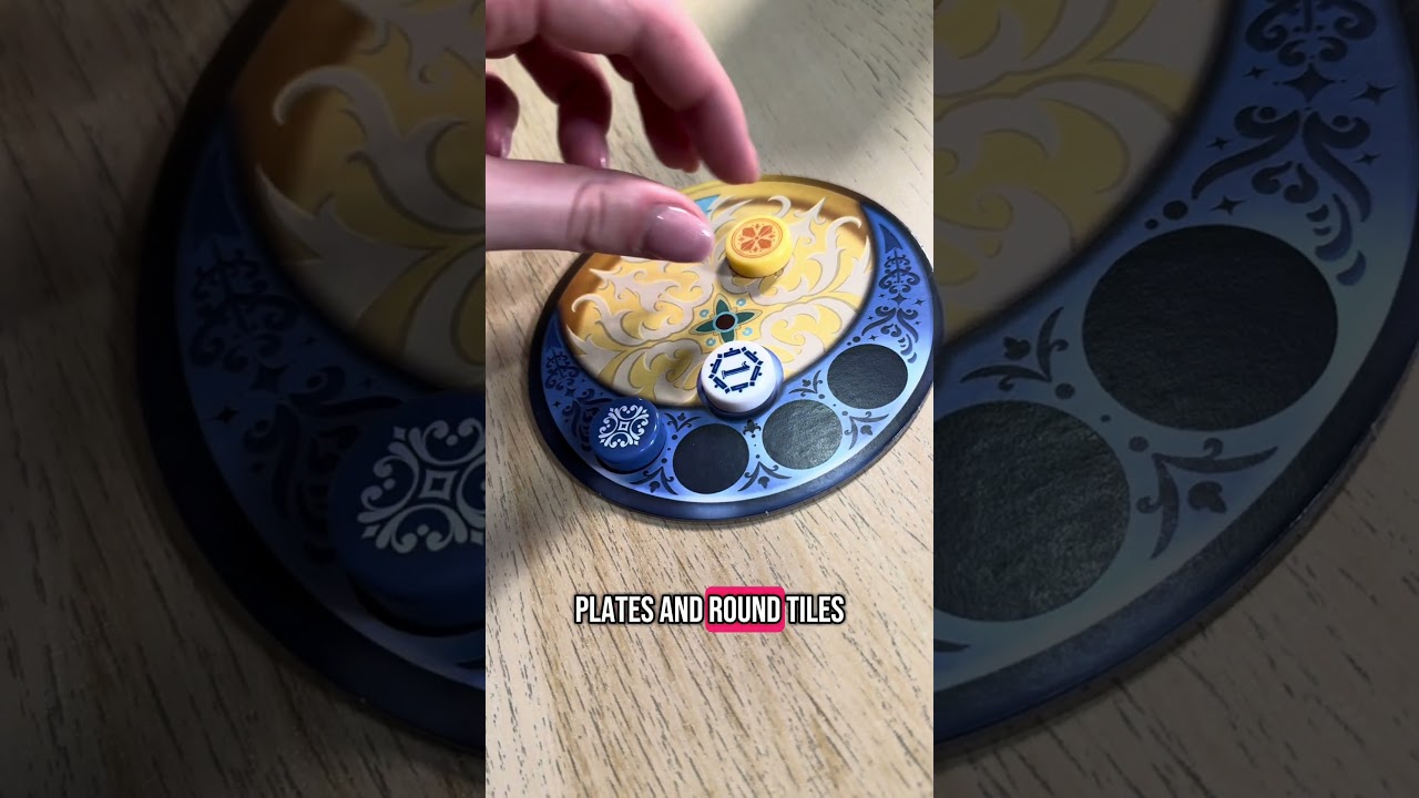 Azul Duel, the new two-player version of the beloved game Azul! 🎲