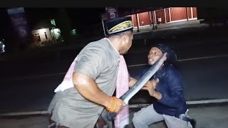 TIGA PREMAN BABAK BELUR LAWAN USTADZ 