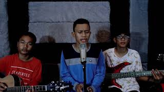 Payung Teduh  Untuk Perempuan Yang Sedang Dalam Pelukan cover Idinaproduction
