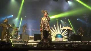 Video voorbeeld van "Empire of the Sun - Alive LIVE (Sziget Festival 2013, Budapest, Hungary)"