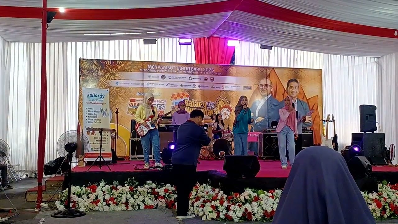 DR.CT Band perform dlm acara Batang Expo, hr rabu tgl. 31 Des '25